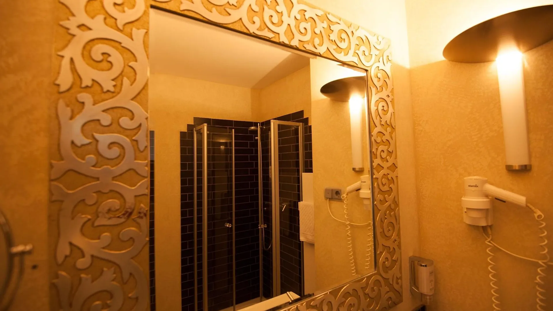 Turm Hotel Φραγκφούρτη
